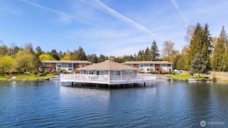17302 NE 45th St Unit 101, Redmond, WA 98052