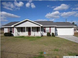 68 Garden Dr, Centreville, AL 35042