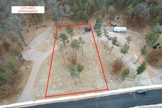 825 Marlboro Ct, Nekoosa, WI 54457