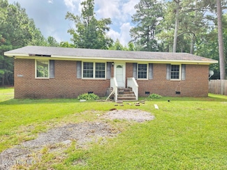 2404 Dawson St, Greenville, NC 27834