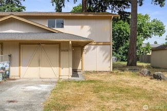 10423 13th Avenue Ct S, Tacoma, WA 98444