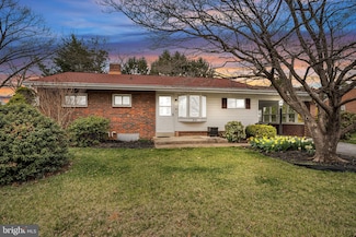 515 E Coover St, Mechanicsburg, PA 17055