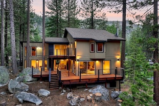 3421 E River Park Dr, South Lake Tahoe, CA 96150