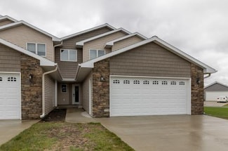 642 Haeberle Ave, New Ulm, MN 56073