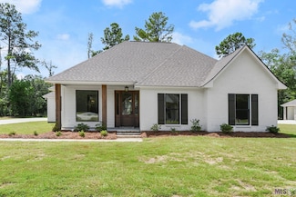 7234 Riverbank Dr, Denham Springs, LA 70706