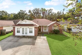 2541 Delta Pointe Dr, Marrero, LA 70072