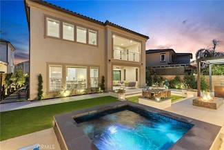 20535 W Bluebird Ct, Porter Ranch, CA 91326