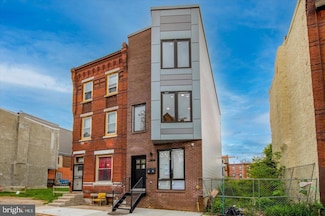 2424 Nicholas St, Philadelphia, PA 19121