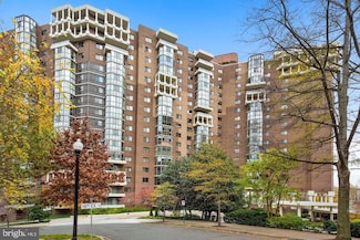 1600 N Oak St Unit 524, Arlington, VA 22209
