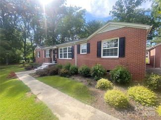 704 Marion Sims Dr, Lancaster, SC 29720