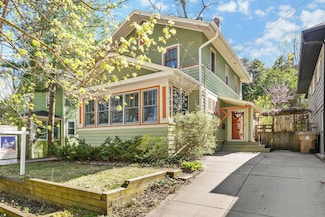 728 Chapman St, Madison, WI 53711