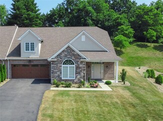 680 Elliot Dr, Irwin, PA 15642
