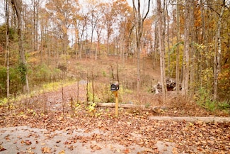 13768 Dell Dr, Soddy Daisy, TN 37379