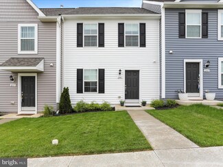 241 Colston Rd, Charles Town, WV 25414
