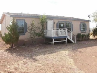 540 S 11th W, St. Johns, AZ 85936
