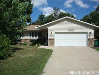 417 417 S Austin Ave, Litchfield, MN 55355