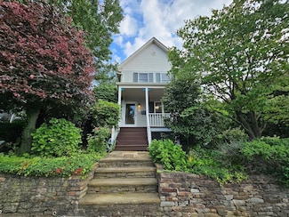 10 Covert St, Port Washington, NY 11050