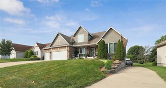 405 SW Seagull St, Lees Summit, MO 64082