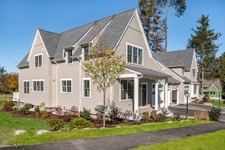 35 Wolcott Woods Ln Unit 35, Milton, MA 02186
