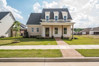 2155 Greenbrier Lakes Blvd N, Piperton, TN 38017