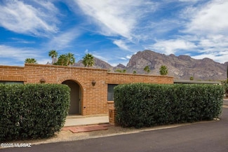 3 W Roma Dr, Tucson, AZ 85737