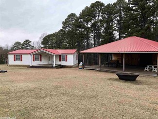 47 Higgins Rd, Higden, AR 72067
