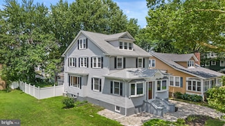 15 Lafayette Rd, Audubon, NJ 08106
