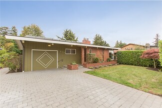 1723 NW 99th St, Seattle, WA 98117