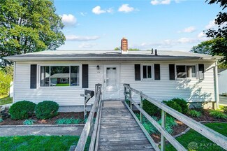 125 Arnold Dr, Middletown, OH 45044