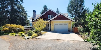 40 N Pebble Beach Dr, Lilliwaup, WA 98555