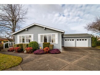 1818 Fountain Ct, Eugene, OR 97402