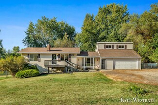 105 136th Ave, Wayland, MI 49348