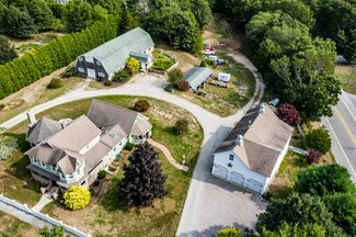 100 Shewville Rd, Mystic, CT 06355