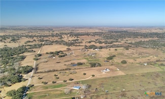 2122 County Road 324, Yoakum, TX 77995