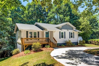 232 Cedar Forest Loop, Hickory, NC 28601