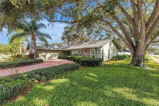 9611 107th Ave N, Largo, FL 33773