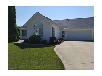 246 Abbotsford Dr, Sheffield Lake, OH 44054
