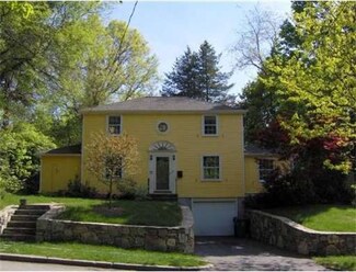 72 Pine Grove Ave, Newton Lower Falls, MA 02462