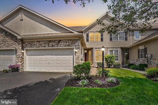 1082 Hammon Ave, Ephrata, PA 17522