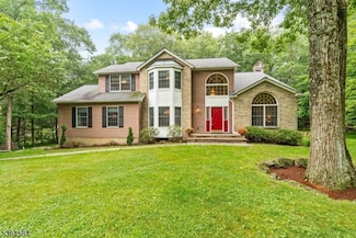 12 Hayward Rd, Sparta, NJ 07871
