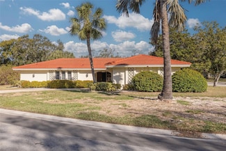 2430 Roberta Ln, Clearwater, FL 33764