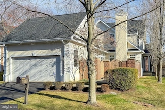34 Governors Ln, Princeton, NJ 08540