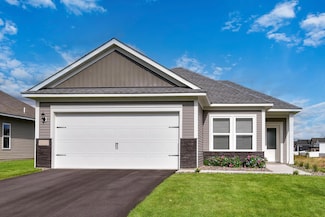 10195 Twin Lakes Pkwy NW, Elk River, MN 55330
