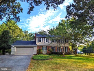 13001 Meadow View Dr, Gaithersburg, MD 20878