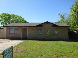 1327 Briarwood Dr, Mesquite, TX 75149