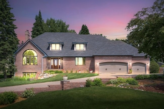 11428 Zion Cir S, Minneapolis, MN 55437