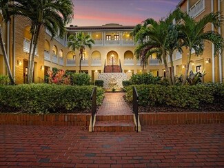 210 22nd Ave NE Unit 11, Saint Petersburg, FL 33704