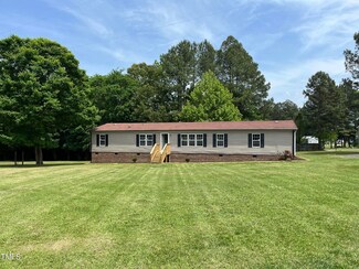 1686 Briggs Rd, Henderson, NC 27537
