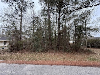 10617 Linohau Way, Diamondhead, MS 39525