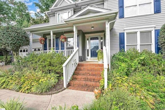 413 Bright Water Ln, Greenville, SC 29609